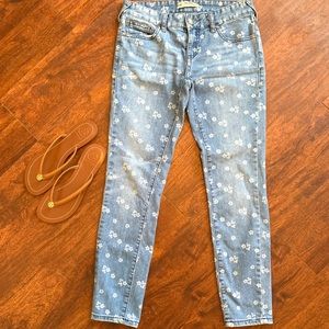 Free People Ditsy Floral Cropped Ankle Jeans